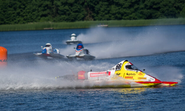 HydroGP: Cremona a&nbsp;Rossi vylovili z&nbsp;Miejského jezera tituly mistrů Evropy UIM F250 a&nbsp;F500