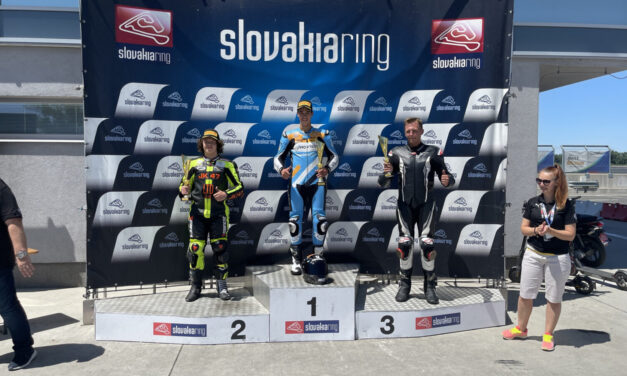 Königova dominance! Na&nbsp;Slovensku pláchl soupeřům a&nbsp;vyhrál dva závody
