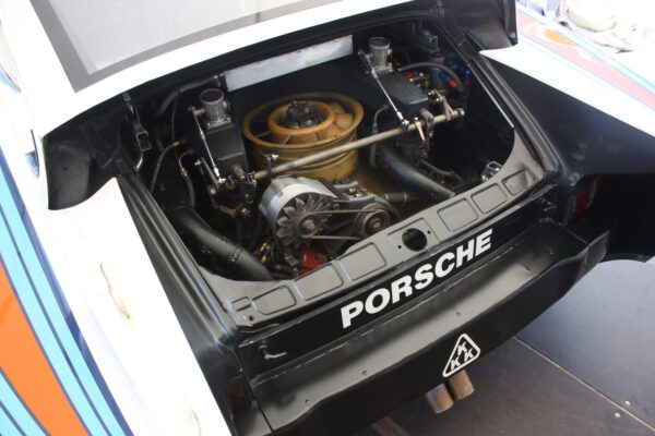 Harald Grohs v Porsche 935/77