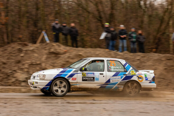 #25 Vratislav Hýbner, M. Neumannová, Ford Sierra Cosworth