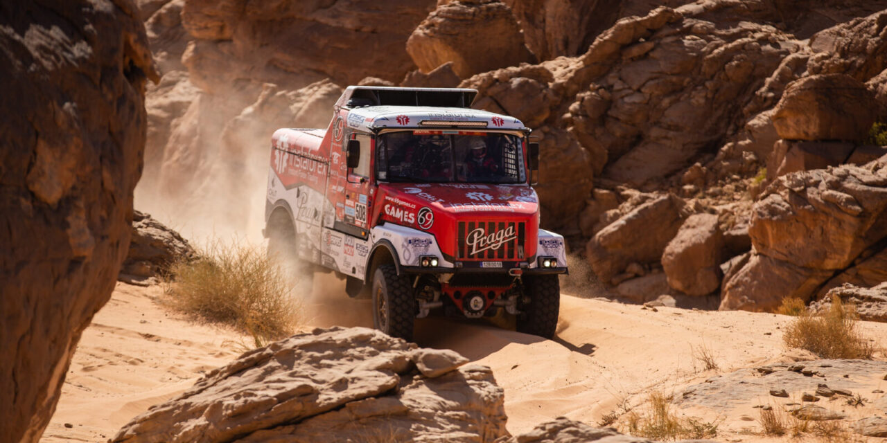 Dakar/6: Loprais se v&nbsp;polovině přiblížil soupeřům