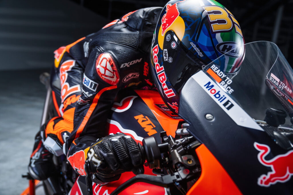 Brad Binder na nové KTM pro rok 2023