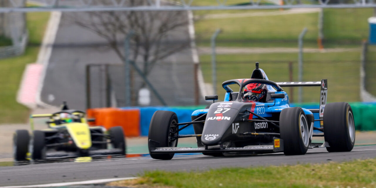 ACCR F4: Ischer v Maďarsku dominoval ACCR F4 v úvodním podniku