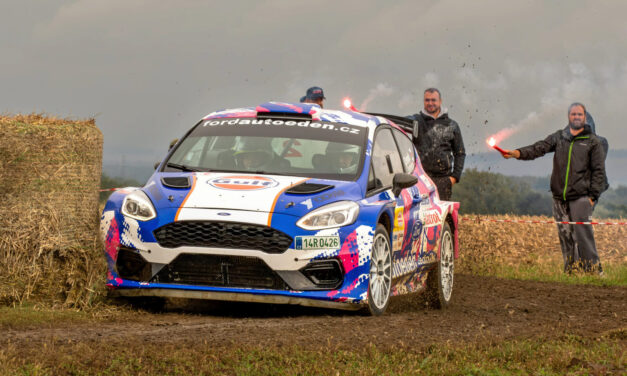 Rallye Kroměříž 2023 vyhrává Petr Zedník, David Komárek druhý