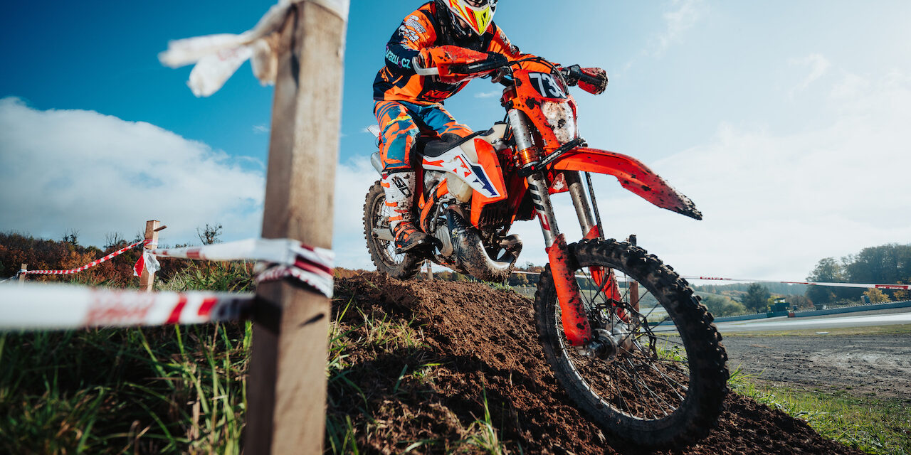 Masarykův okruh poprvé hostil enduro závody