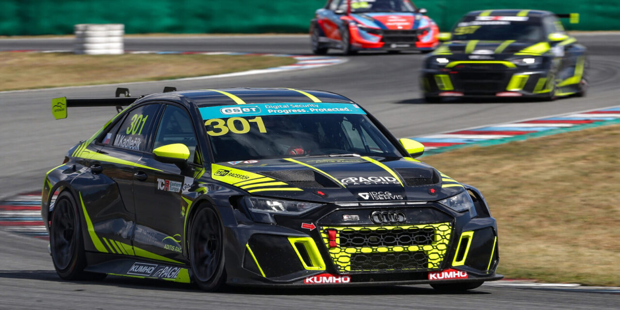 TCR Eastern Europe: Aditis Racing s&nbsp;Kadlečíkem a&nbsp;Groszkem