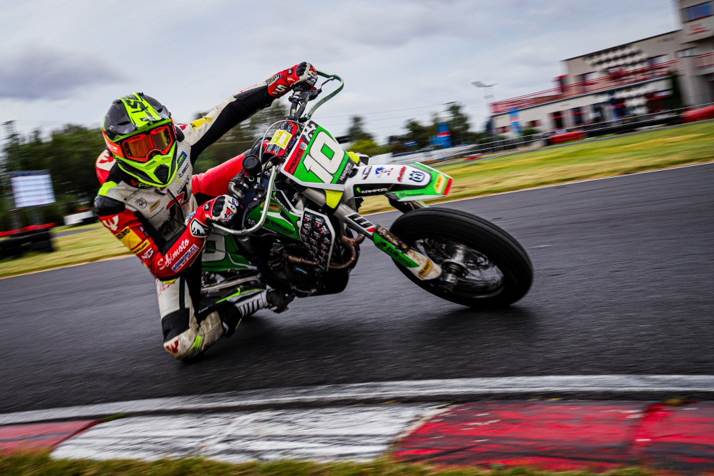 supermoto