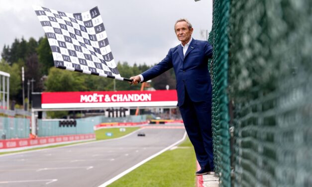 Zlatý volant vstupuje do&nbsp;nové éry. Do&nbsp;Česka přijede Jacky Ickx, legenda světového motorsportu